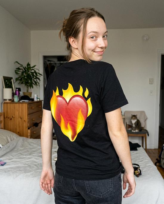 Heart on Fire Camiseta Negra, foto 2